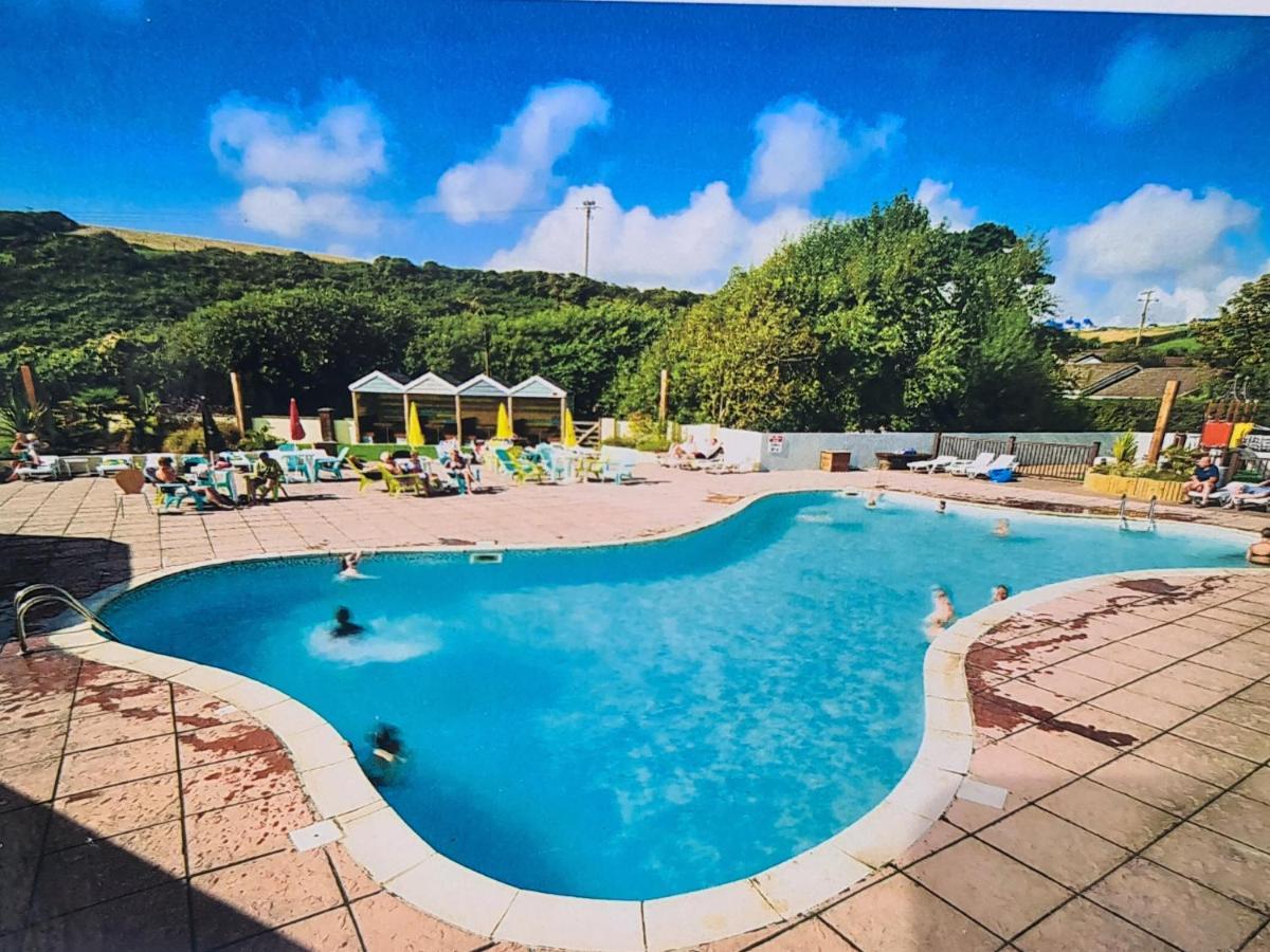 Mawgan Pads Newquay Bay Villa Eksteriør billede